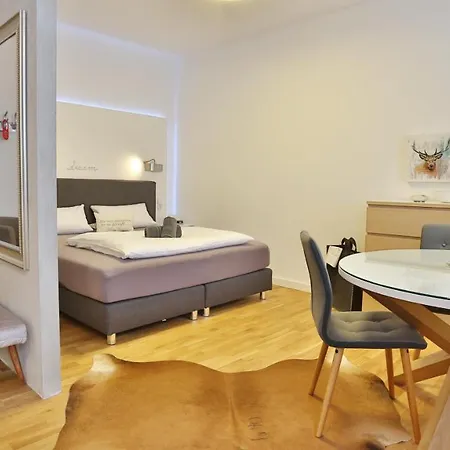 Prinz Carl - Mit Klimaanlage Hotel 3*