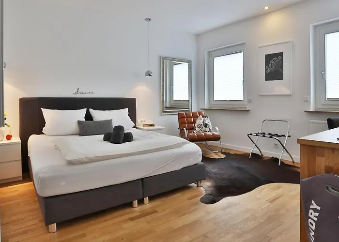 Prinz Carl 酒店 3*